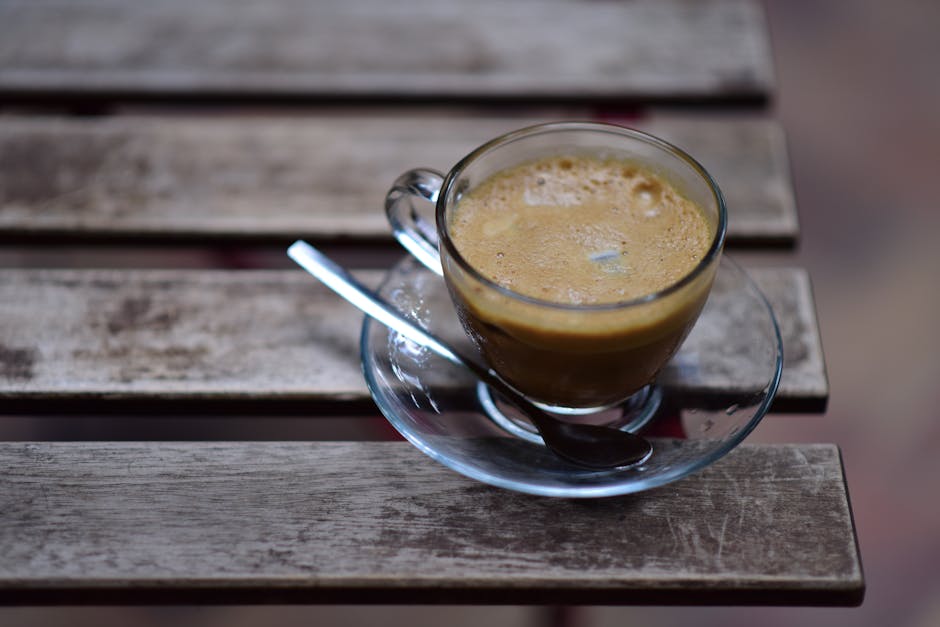 Pão de queijo and coffee