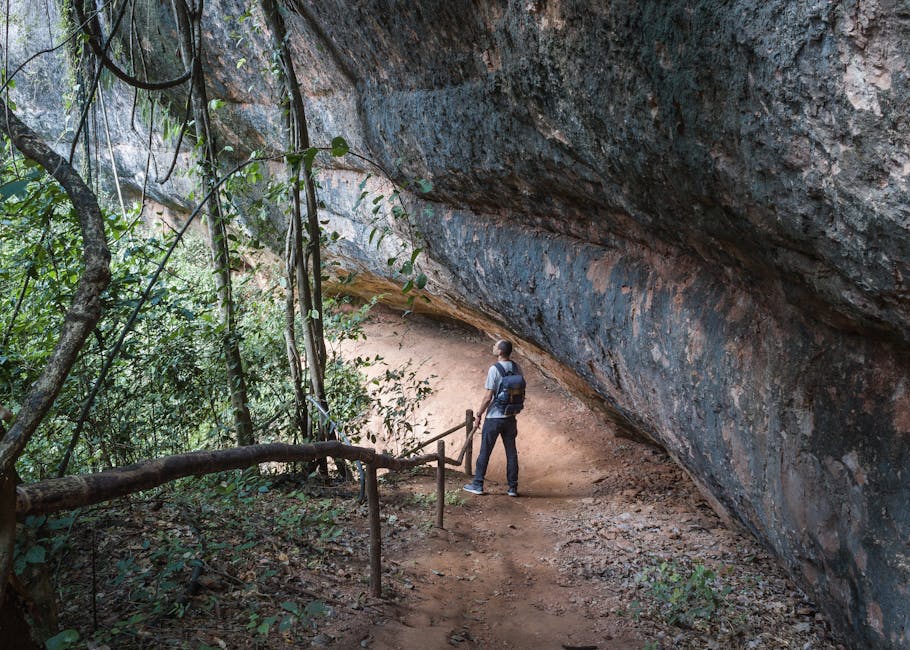 traveler hiking Chapada Diamantina trail in Brazil